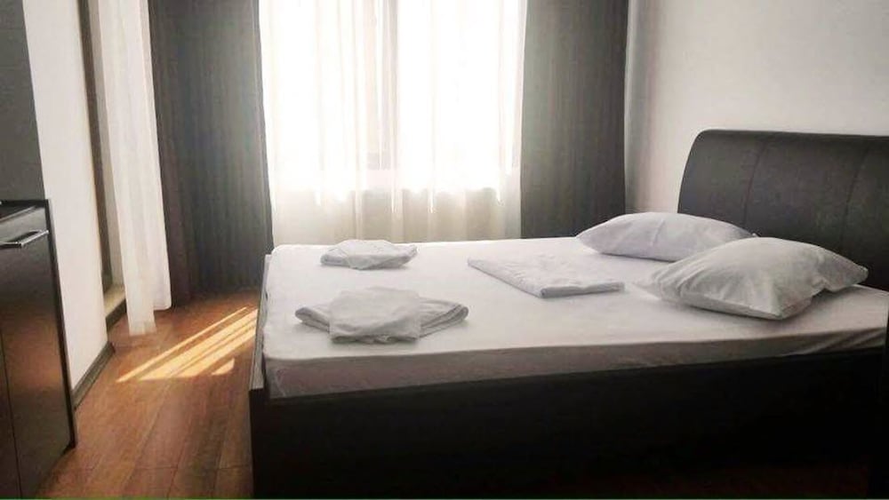 Chic Sea View Apartment Mamaia