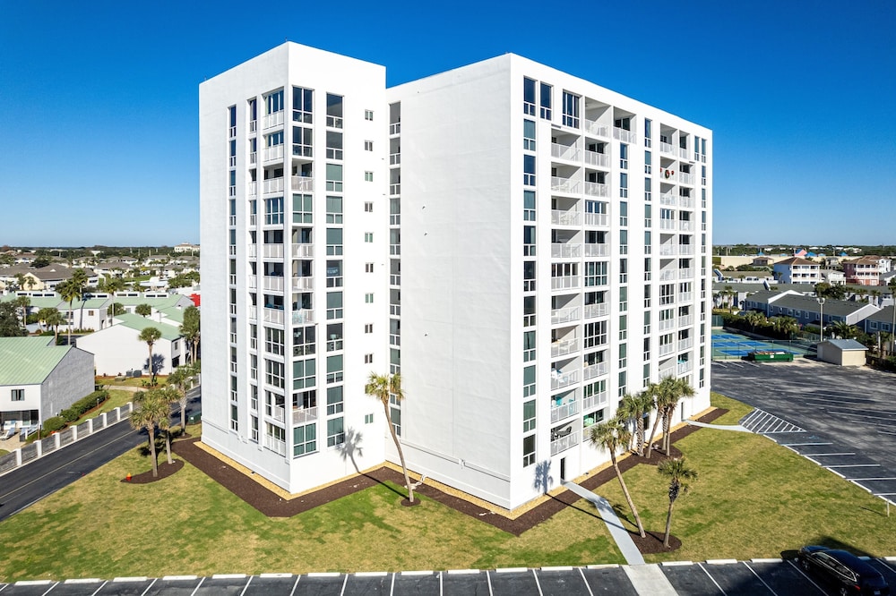 Shoreline Towers 2043 2 Bedroom Condo