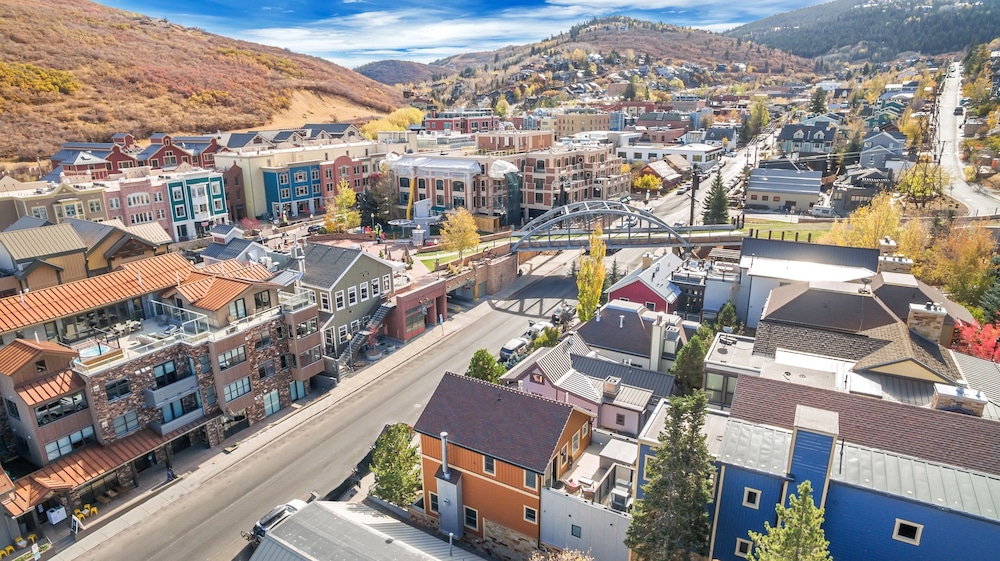 The Peak At Town Lift 3 Bedroom Home