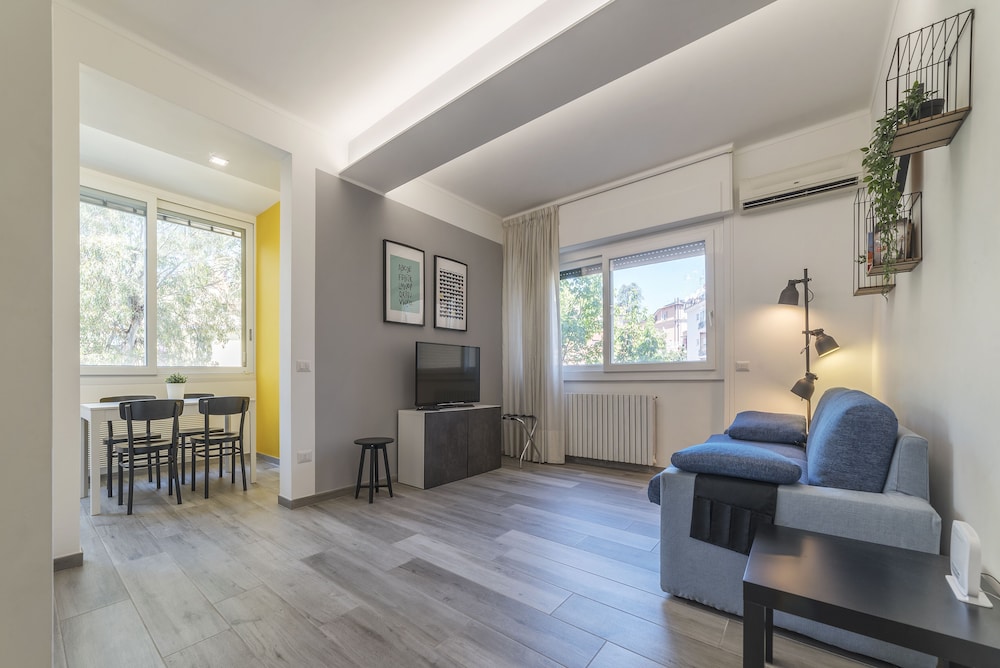 Modern Apartment Giardini Vaticani & S Pietro