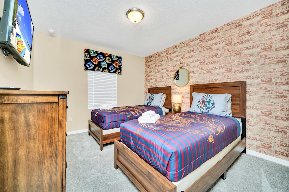 Solara Resort Home w Pool 15 min to Disney World