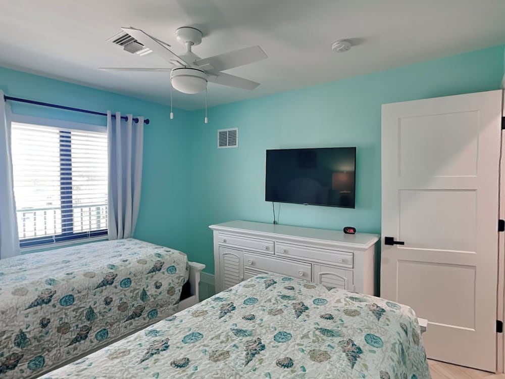 Seaside 5 by Distinctive Beach Rentals