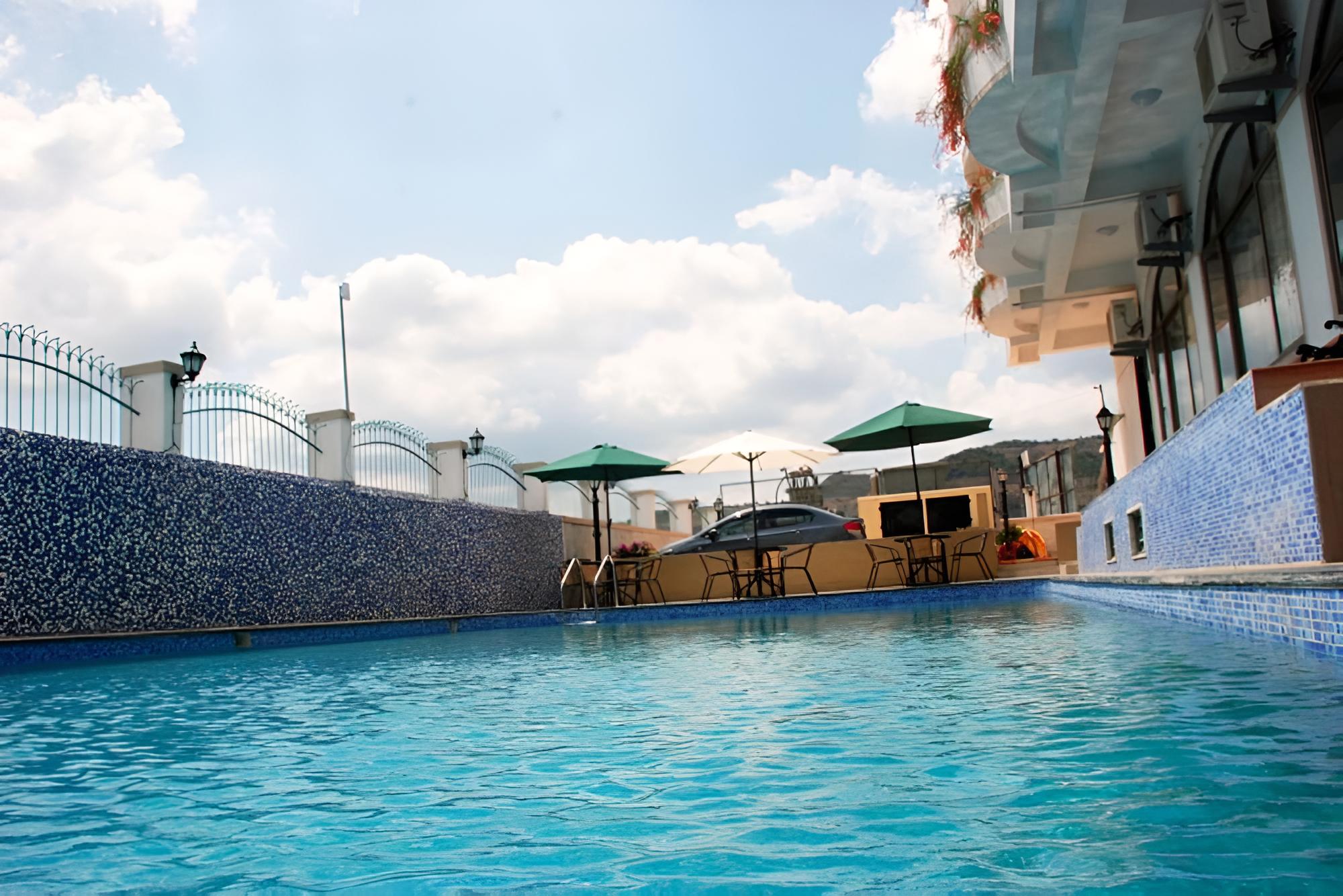 OYO 6066 Revenir Holidays