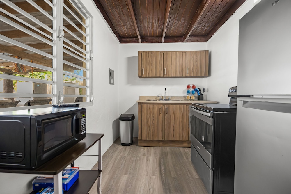 Pool Villa Pet-friendly Near Beach