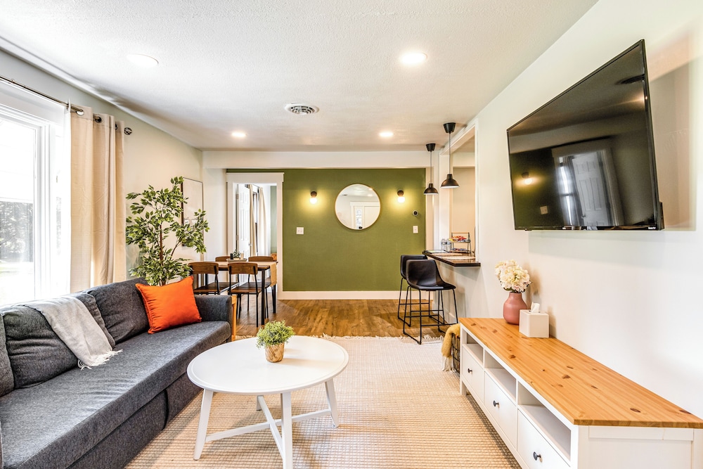 Pet-friendly Indiana Home w/ Porch, Near Downtown! - Property Image 17