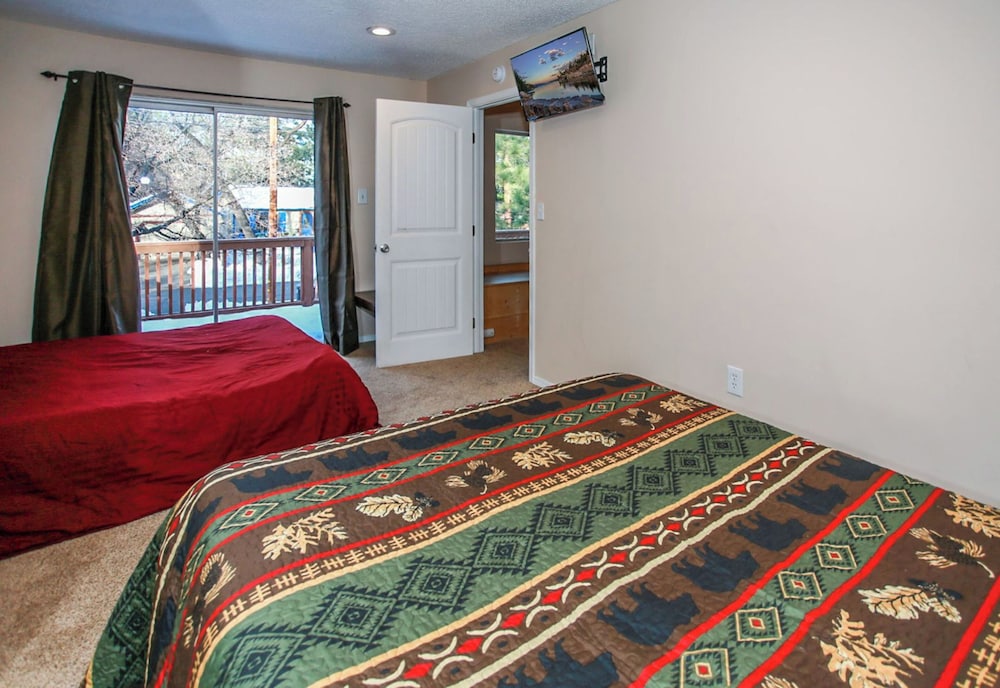 Mountain Retreat view 2