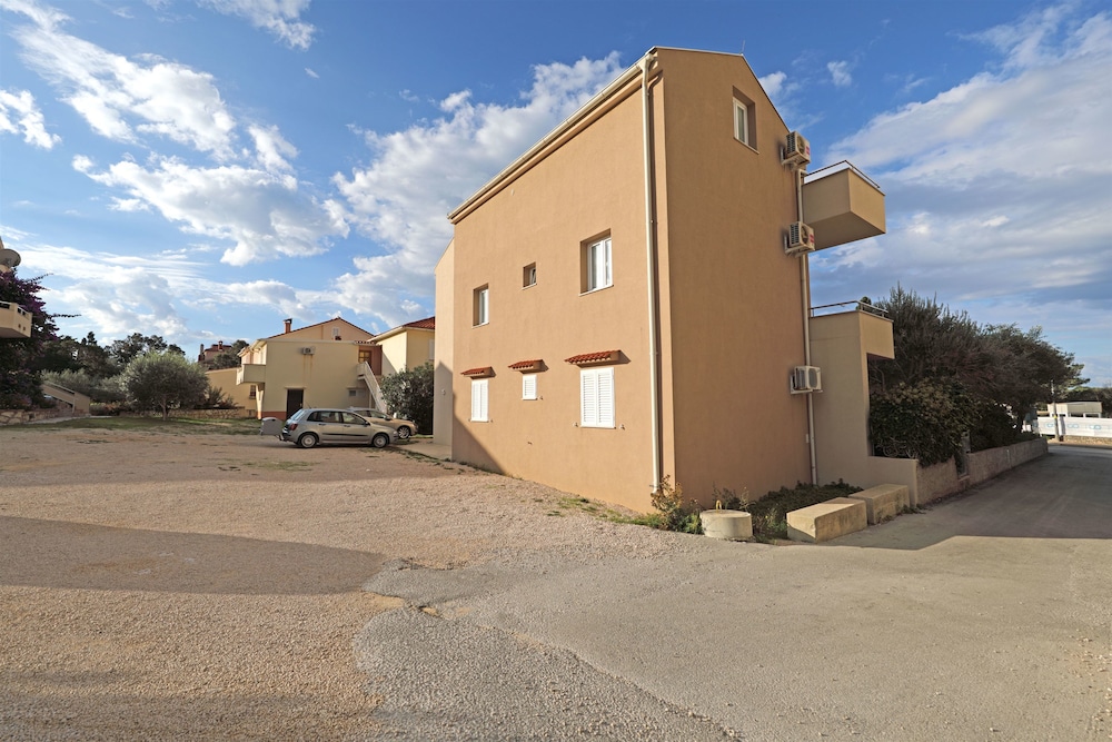 Photo 22