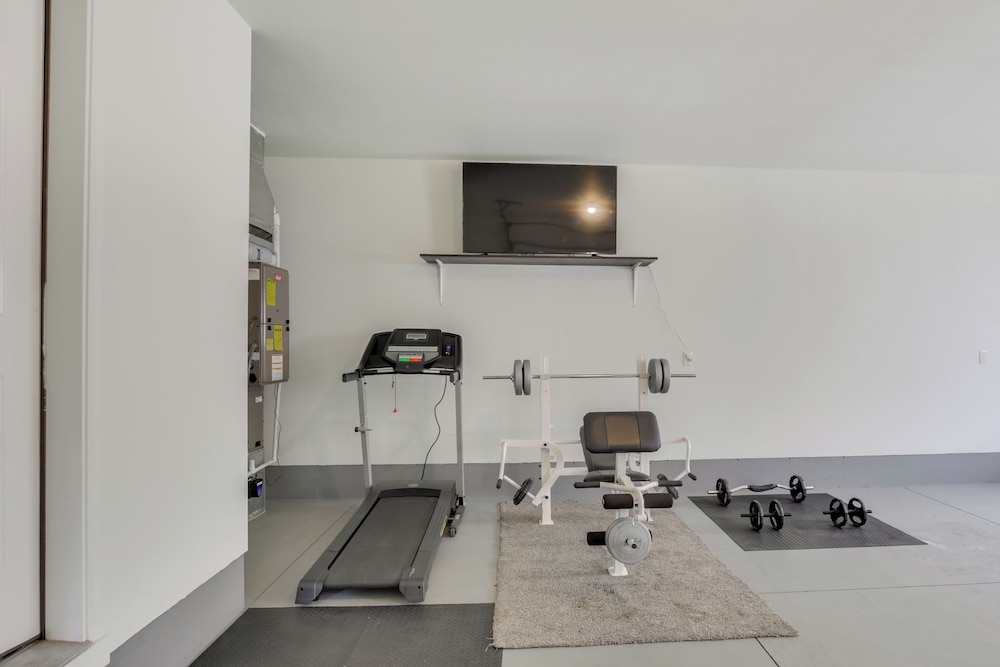 2 Blocks to White Water Launch: Mill City Home