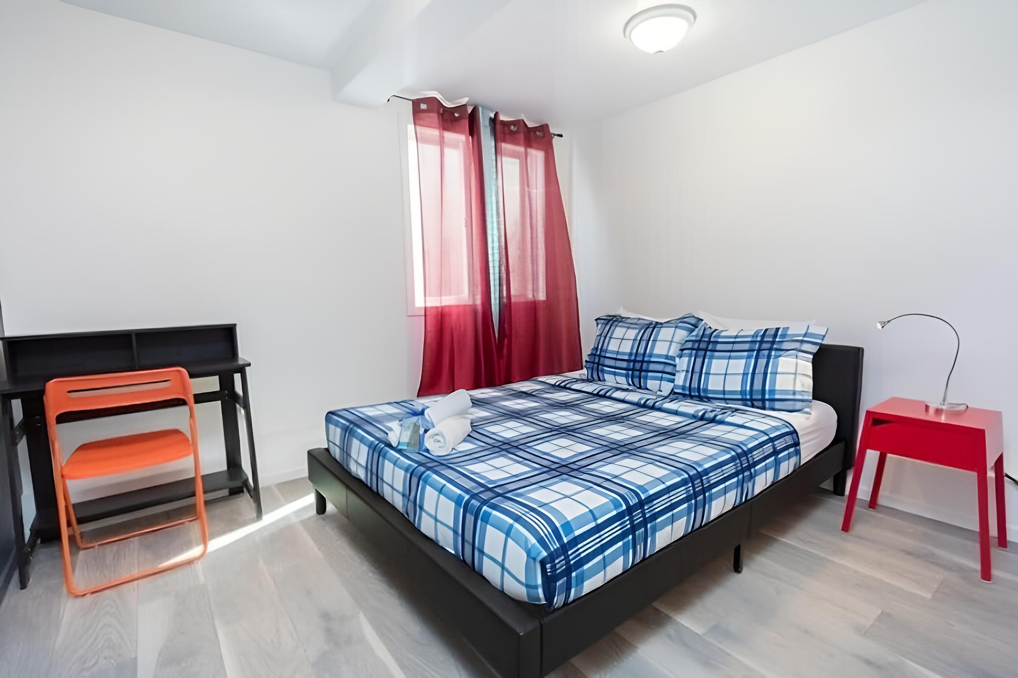 Commercial Homes - Private rooms w Shared bath downtown SFO view 5