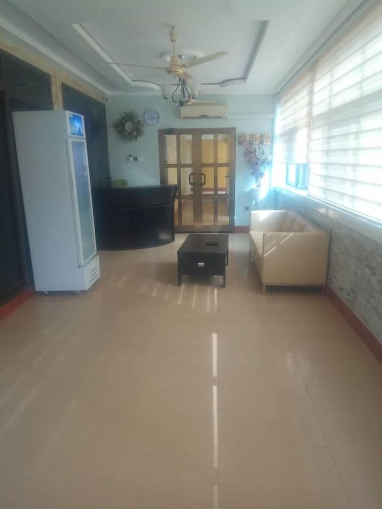 Ama Serwaa Lodge view 3