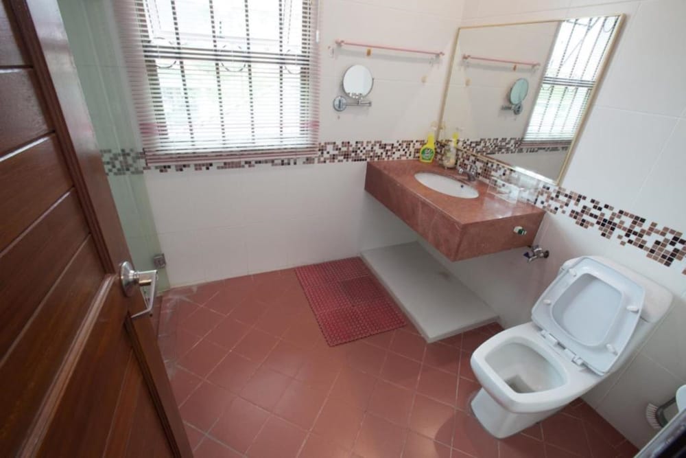 Natol Homestay - Sydney Batu Kawa MJC New Townships