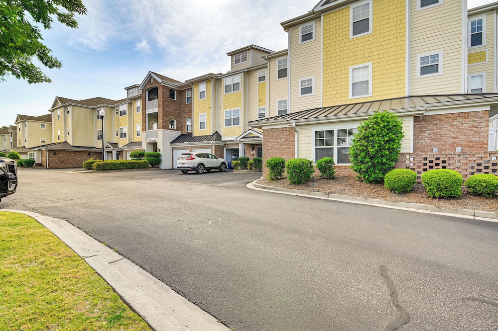 4 Golf Courses On-site: North Myrtle Beach Villa!