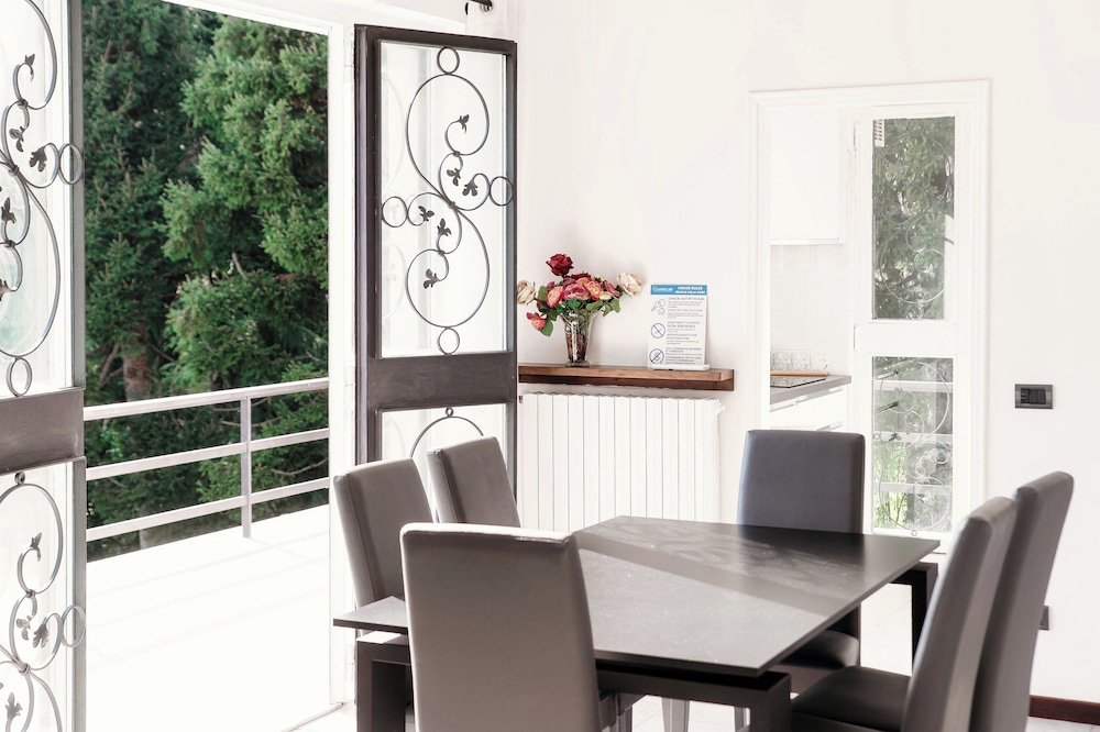Montorfano Garden & Lake View