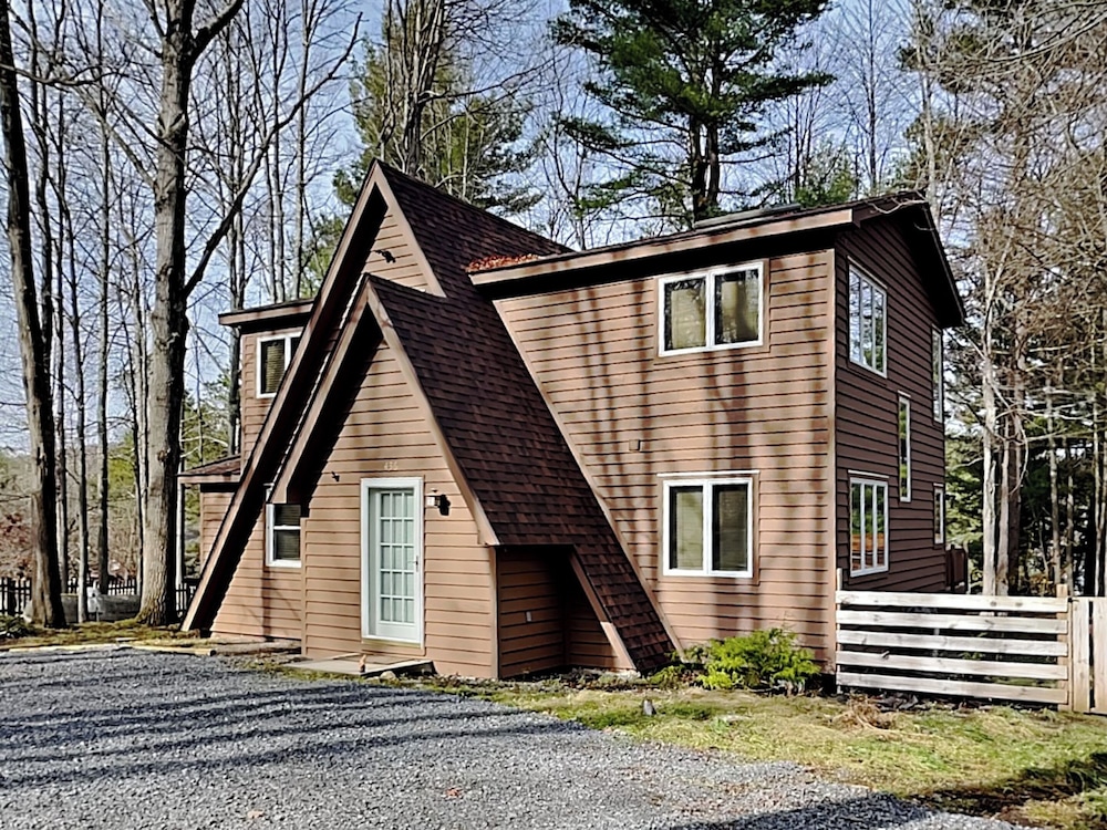 Walnut Cellars by Taylor Made Deep Creek