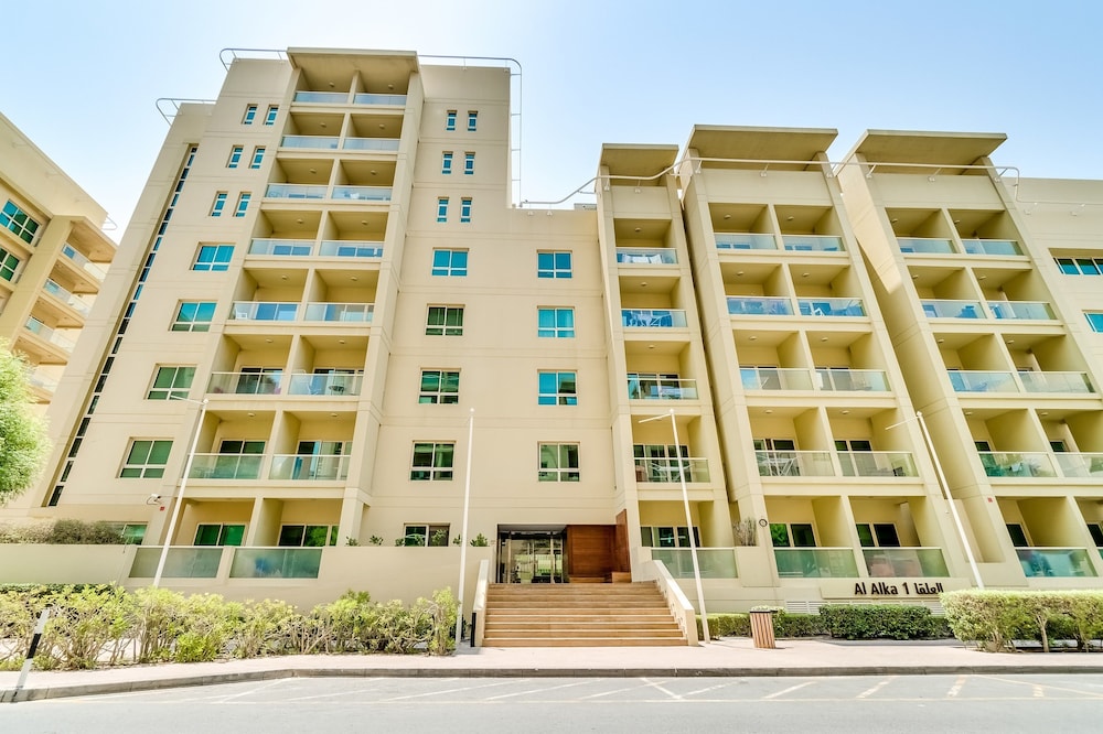 1 Bedroom Apartment Greens
