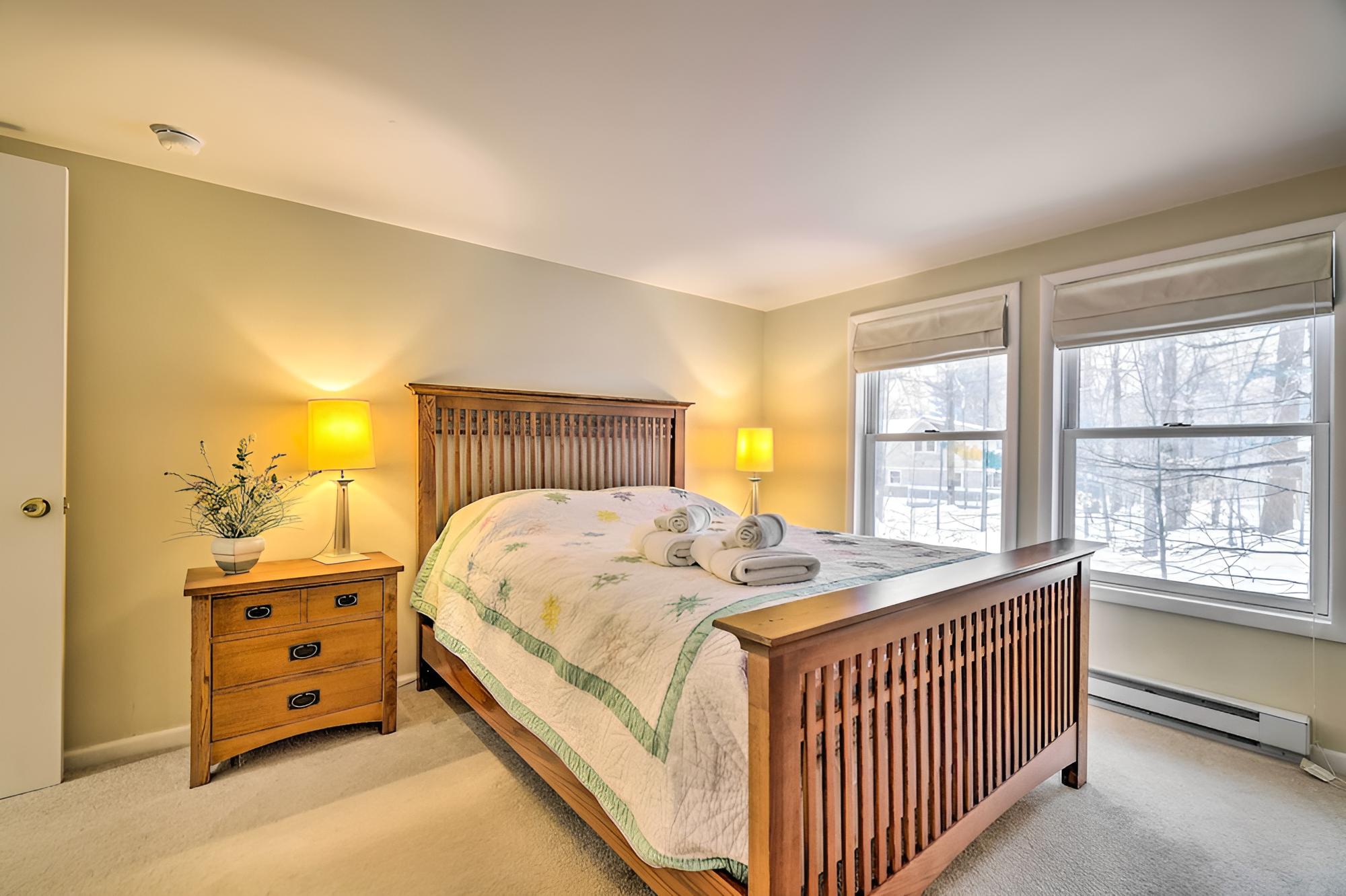 Quiet Tobyhanna Home With Hot Tub and Deck! view 4