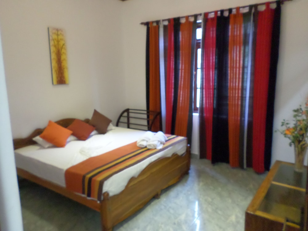 Leos Home Stay