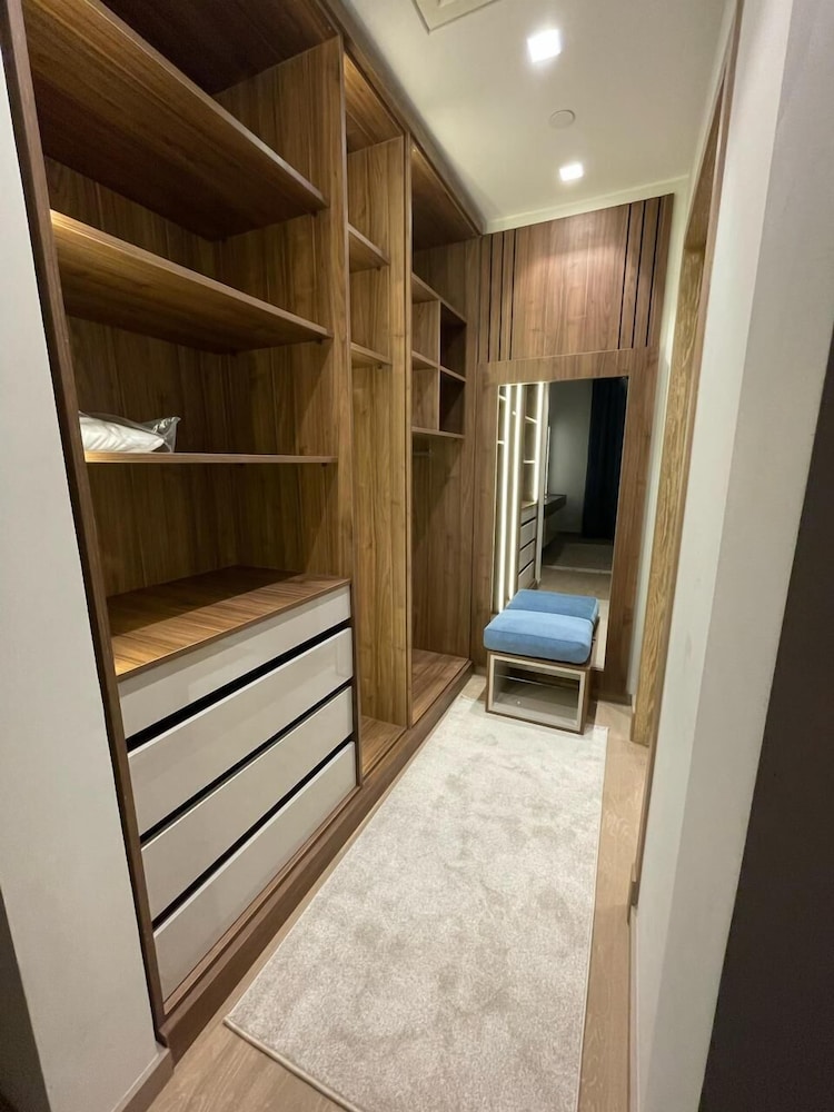 Chic Apartment In Aeon Compound