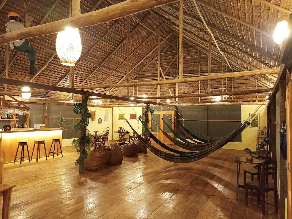Avatar Amazon Lodge & Canopy Park