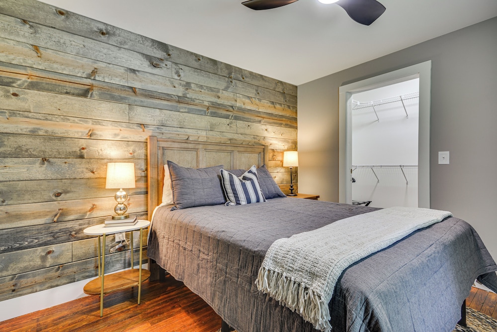 Cozy Cottage: Nature-filled Winston-salem Retreat!