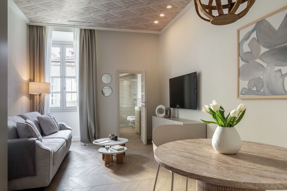 Deservi Luxury Apartments