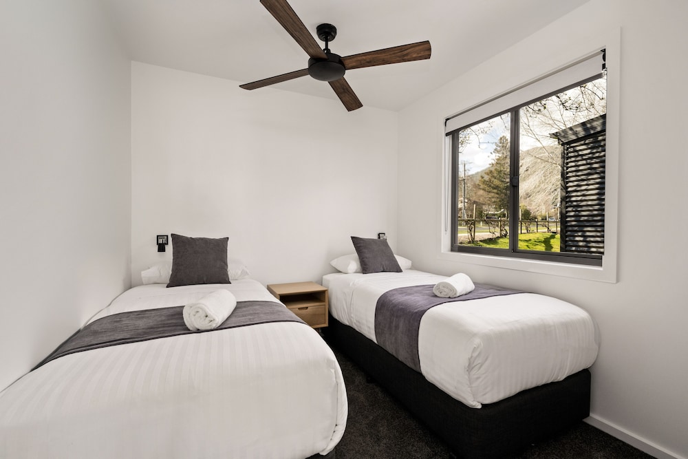 Bright Riverside Holiday Park