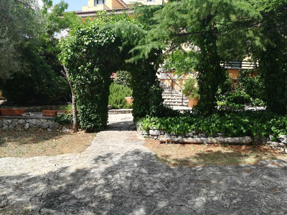 San Giovanni Rotondo Vacations - Hotel Ristorante la Collina - Property Image 8