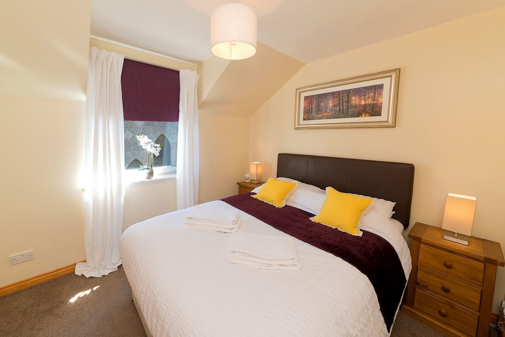 Prime Location Aberdeen view 2