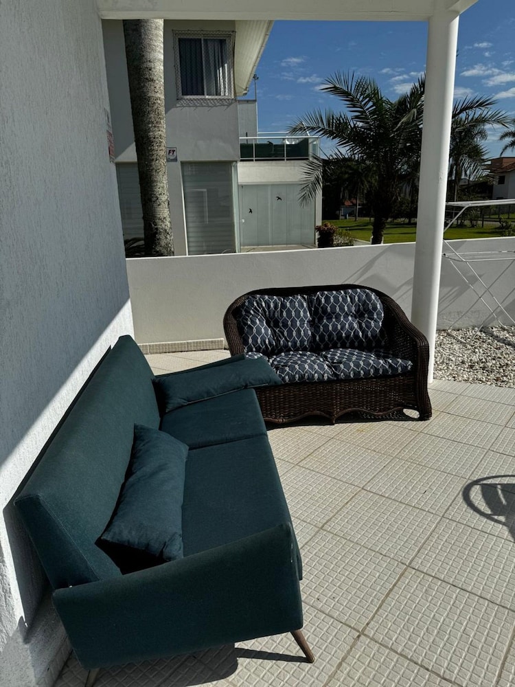 Casa de Praia Brisa do Oceano com Piscina Privativa - São Francisco do Sul