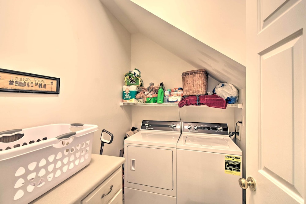 Beautiful Bent Tree Apt w/ Community Perks!