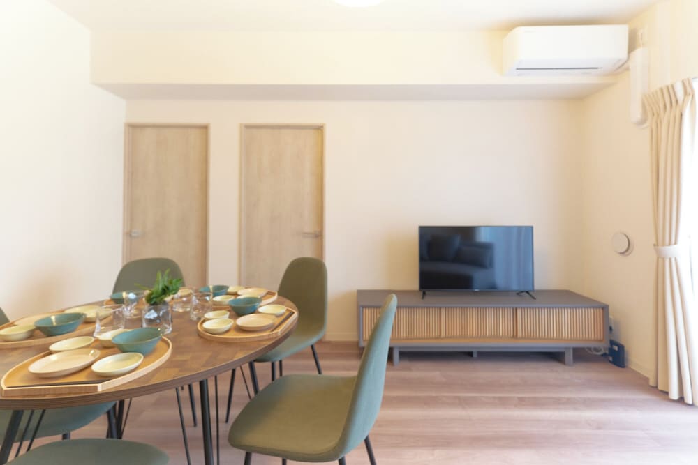 AQUA RESIDENCE Sangenjaya by Tranova