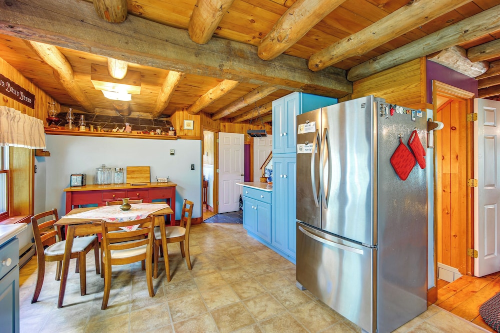 Forest Hideaway in Plainfield: Hike, Paddle & Ski