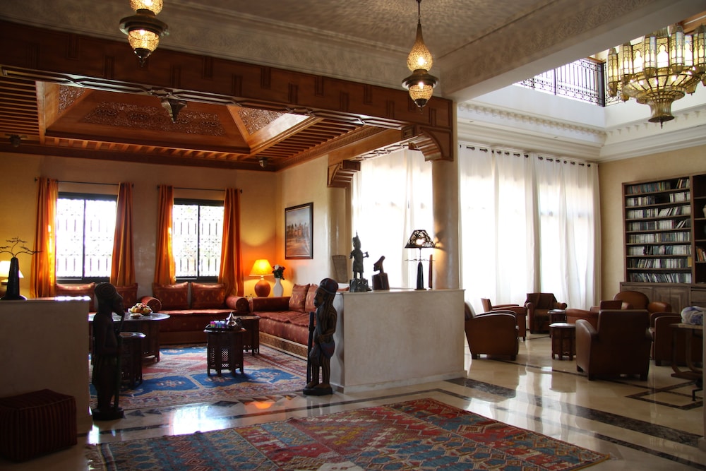 lounge