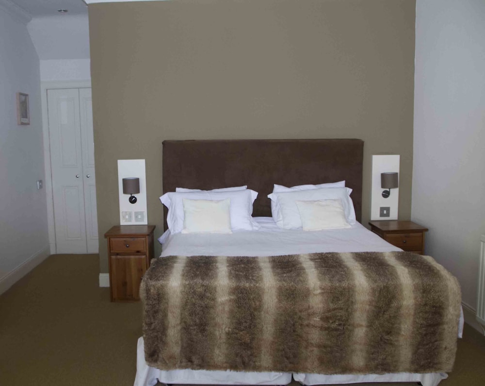 Airlie House Self-Catering