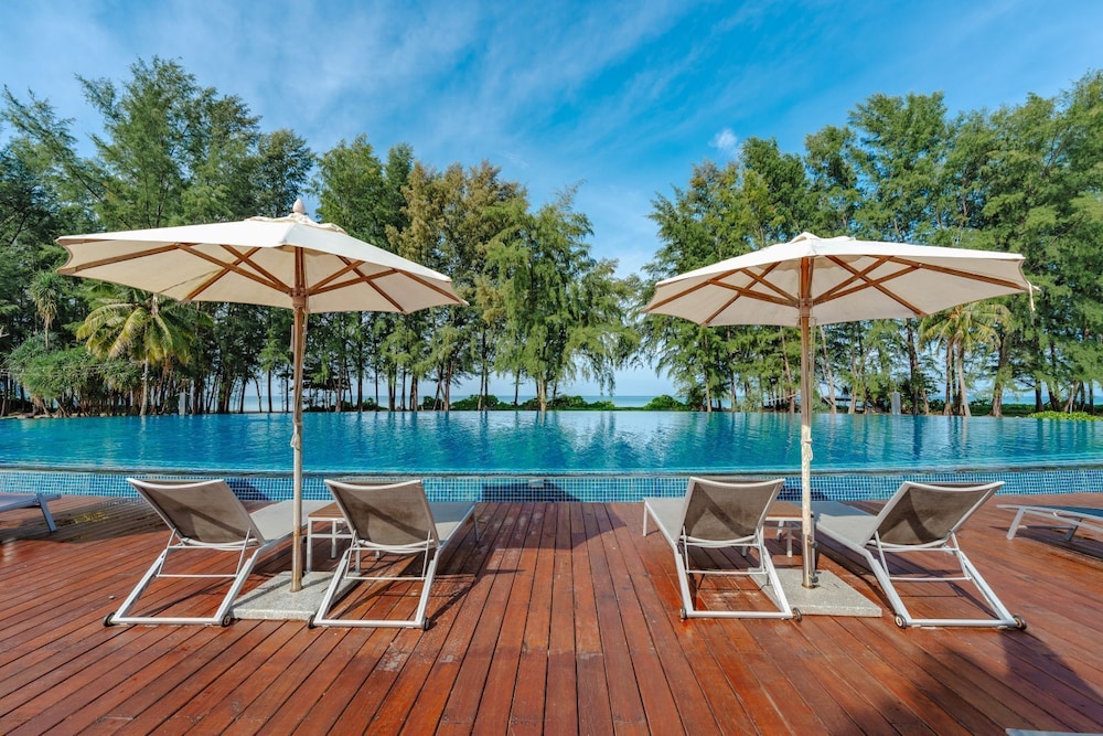 Andaman Pool Villas