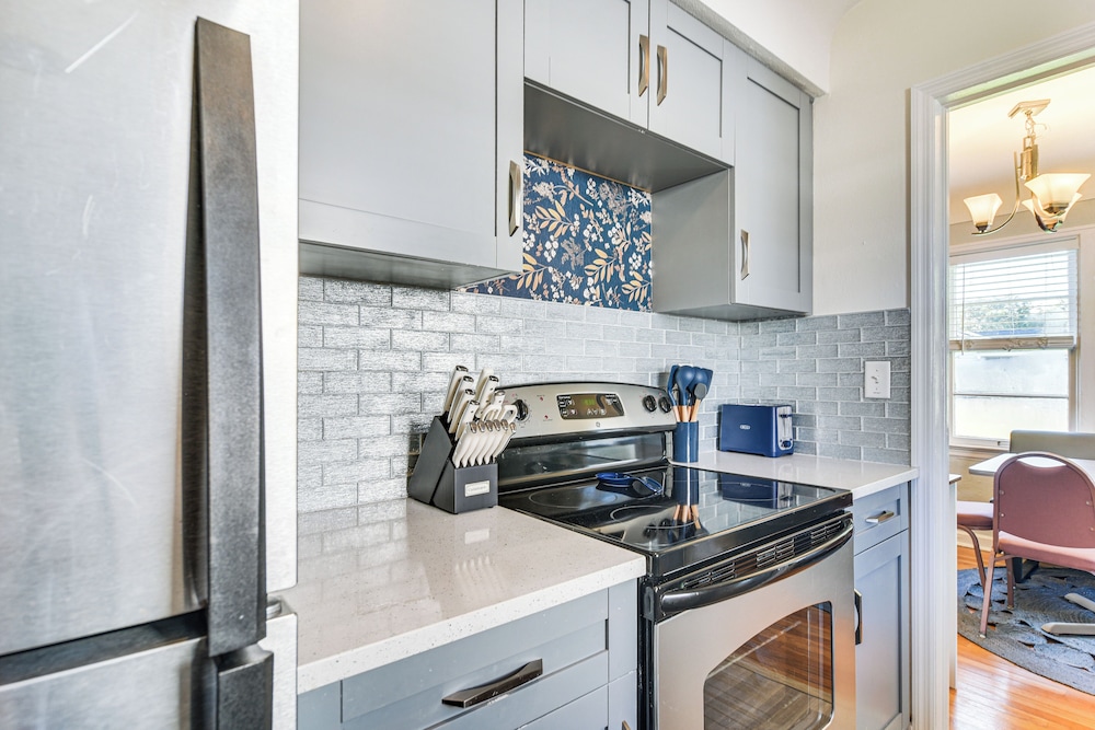 St Pete Home for Retreat & Corporate Travelers
