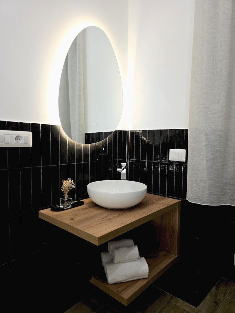 Ventuno Dei Luxury Suites - San Giovanni