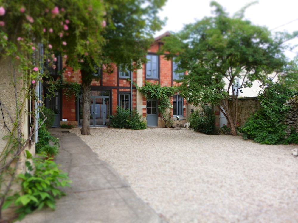 La Maison du Cremant view 4
