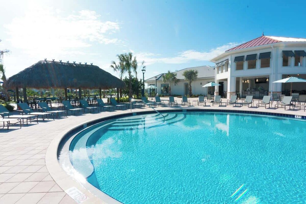 Private Pool Plus 5BR Themed Bedrooms