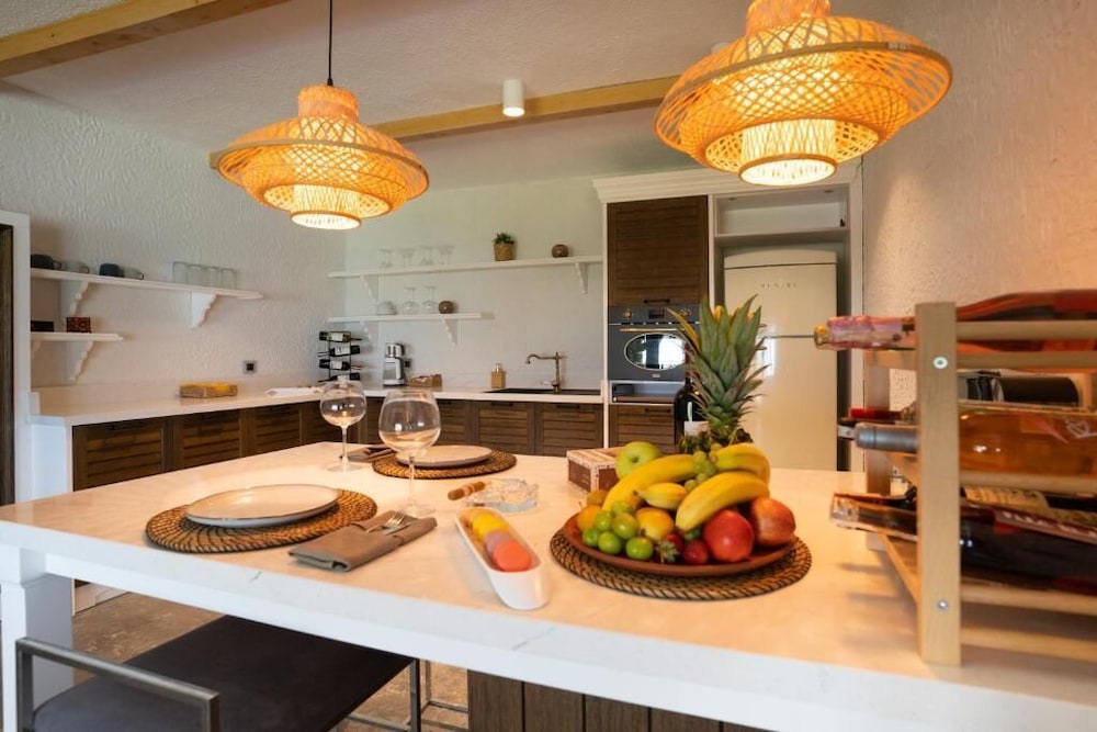 Flora Garden Beach Club - All inclusive