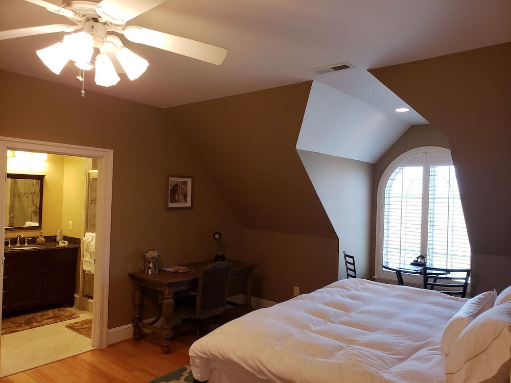 Leesburg Vacations - The Manor at Courtland Farm - Property Image 39