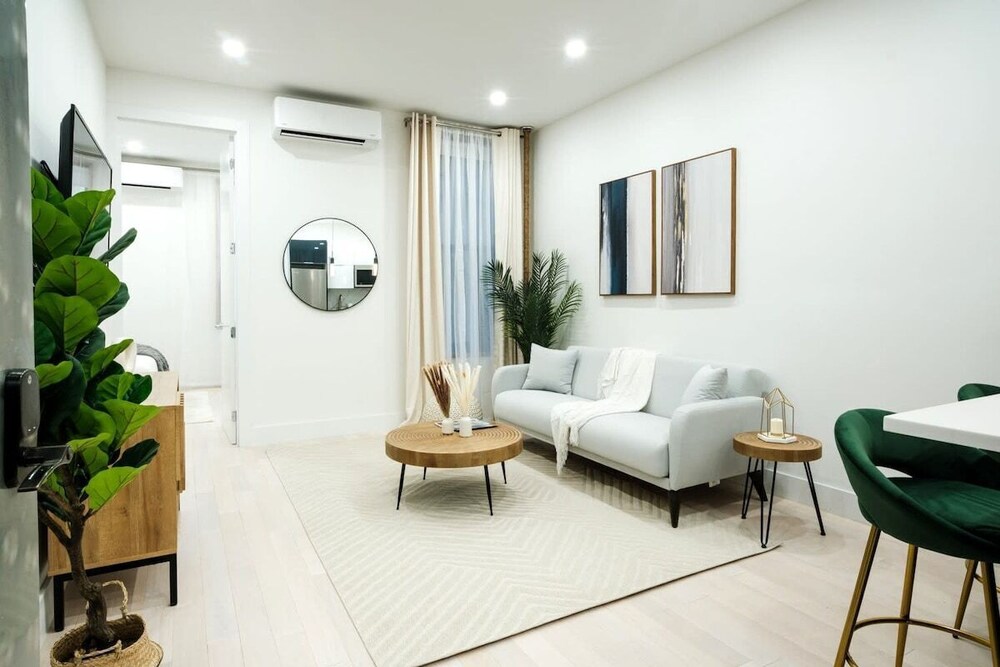 317 UES Apartments