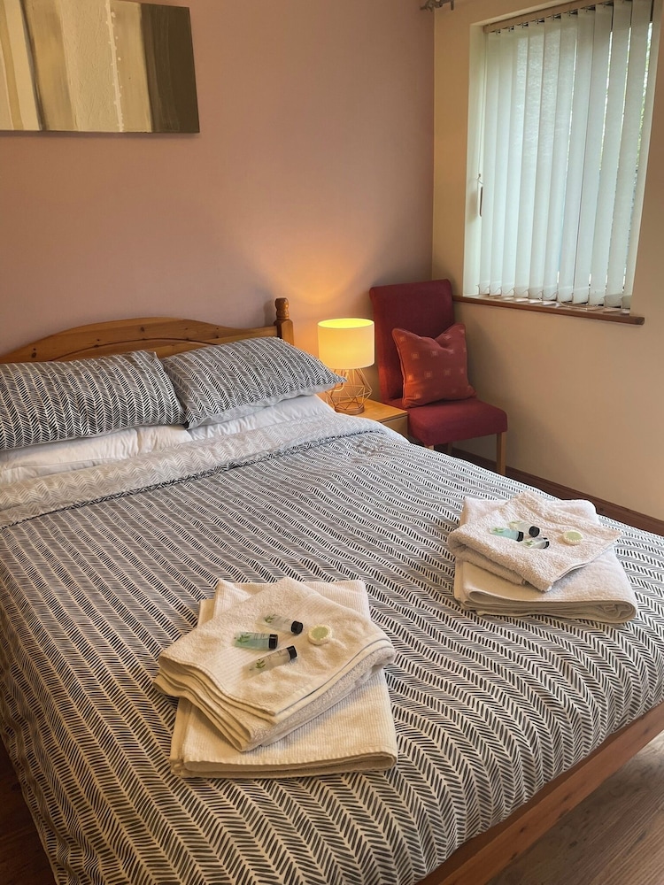Rooms at the Huntsman Inn