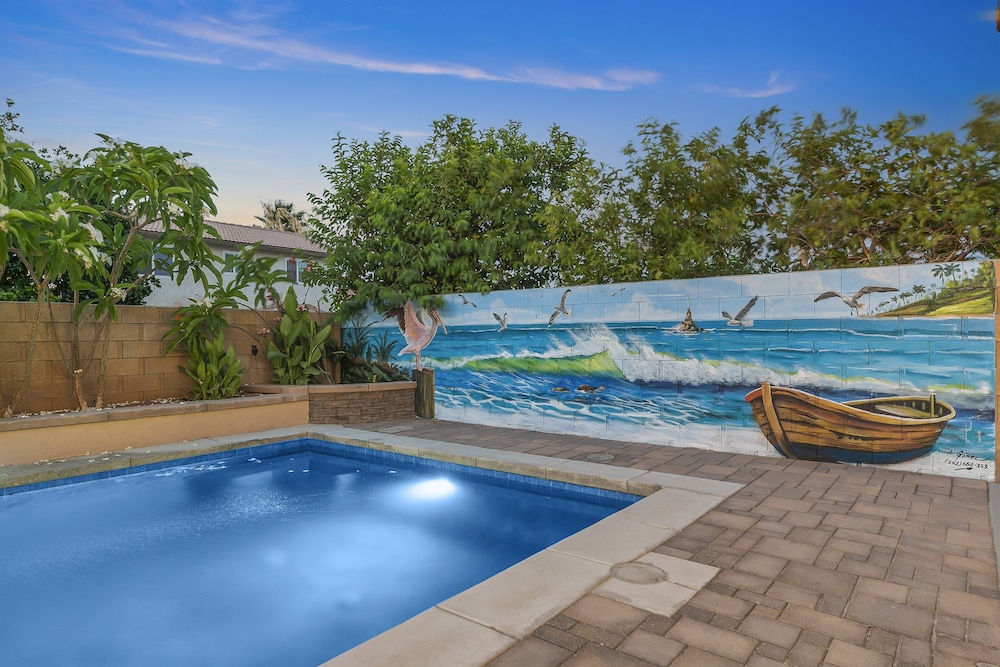 Desert Oasis Retreat Palm Meadows Gem 3 Bedroom Home