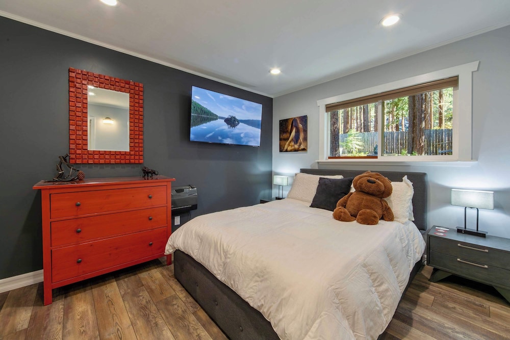 Private Woods - Heavenly California Lodge