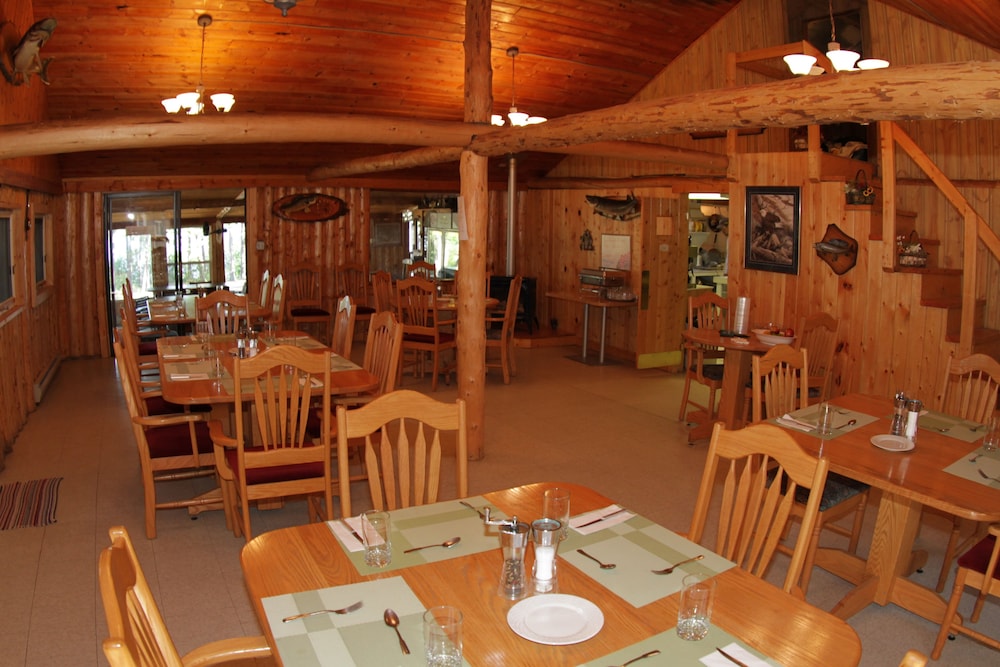 Minor Bay Lodge & Outposts