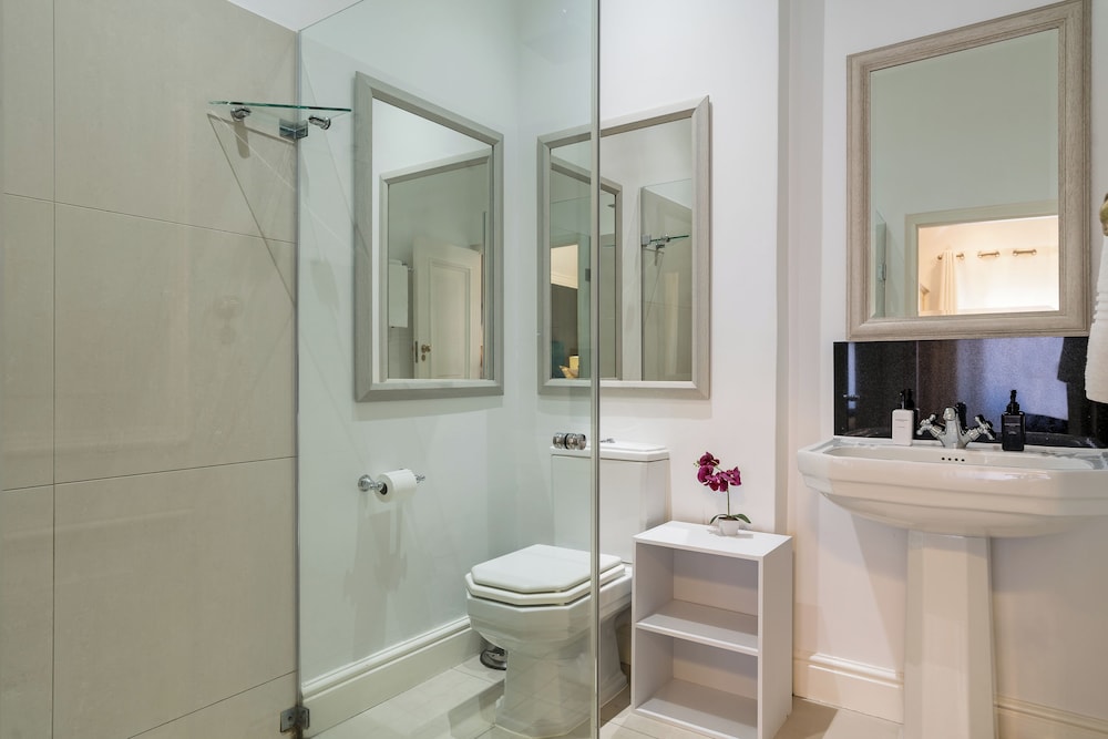 Winelands Golf Lodges at De Zalze