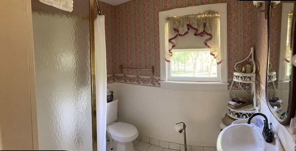 Rose House Inn
