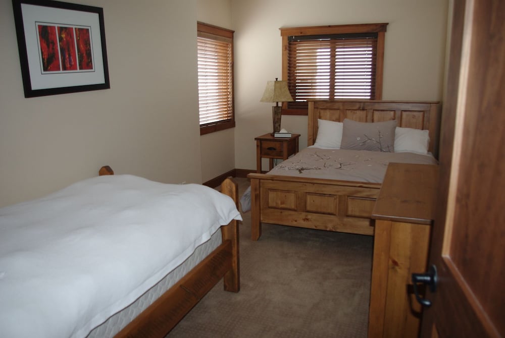 Kimberley Vacations - Timber Stone Lodge by RMA - Property Image 3