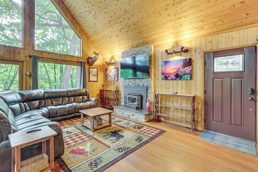 11 Mi to Gettysburg: Serene Home in Fairfield